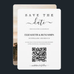 Modernes Kalligrafie Script QR Code Foto Gerettet  Save The Date<br><div class="desc">Modernes und elegantes Design gedruckt Minimalistische Kalligrafie Script QR Code Foto Save the Date,  die mit Ihrem Text angepasst werden können. Bitte klicken Sie auf den Button "Anpassen" und verwenden Sie unser Design-Tool,  um diese Vorlage zu ändern. Karo im Grafikdesign-Store für andere Produkte,  die diesem Design entsprechen!</div>