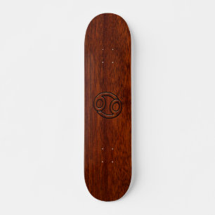 Modernes Krebs-Sternzeichen auf Mahagoni-Dekor Skateboard