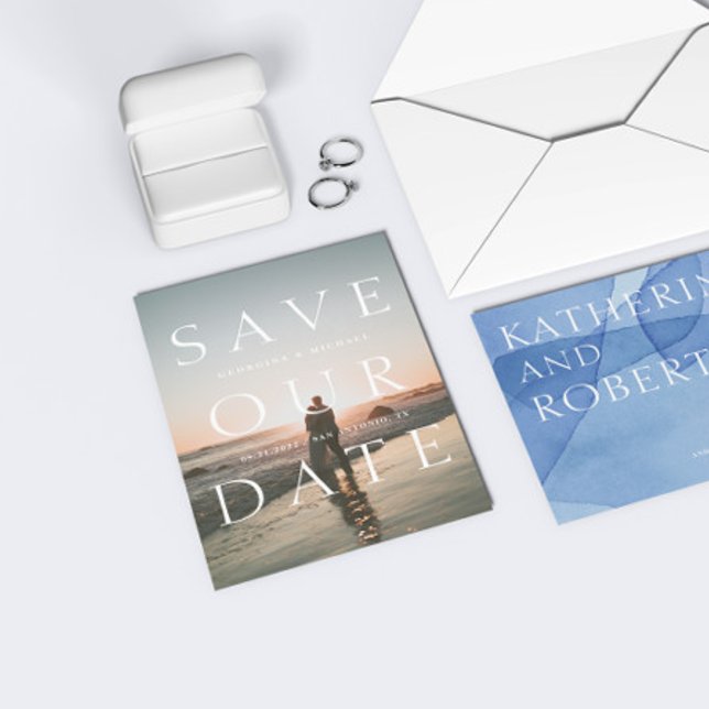 Modernes, kühne Typografie-Foto Save the Date Ankündigung (Von Creator hochgeladen)