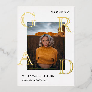 Modernes Letters Grad Gold Foto Abschluss Folieneinladung