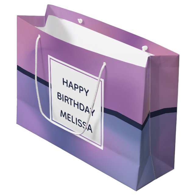 Modernes Lila & rosa Swirren Abstrakt Geburtstag Große Geschenktüte (Vorderseite Schrägansicht)