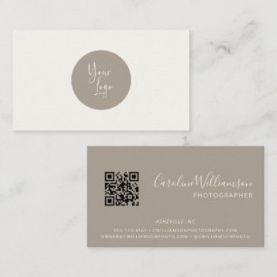 Modernes Logo Boho Taupe Einfacher QR-Code Minimal Visitenkarte