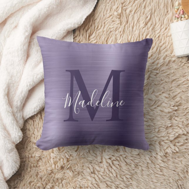 Modernes, metallisch gebürstetes Lila Monogramm Kissen (Decke)