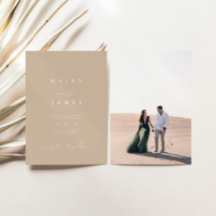 Modernes Minimal Dusty Beige Script Foto Hochzeit Einladung
