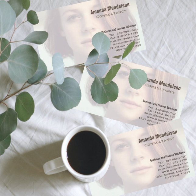 Modernes minimales Foto-Overlay Visitenkarte (Von Creator hochgeladen)