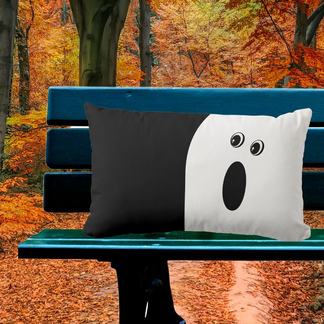 Modernes Minimalistisches Abstrakt Ghost Halloween Lendenkissen (Von Creator hochgeladen)