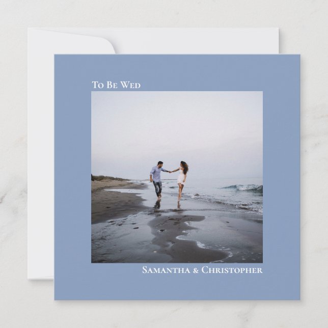 Modernes Minimalistisches Dusty Blue Square Foto H Einladung (Vorderseite)