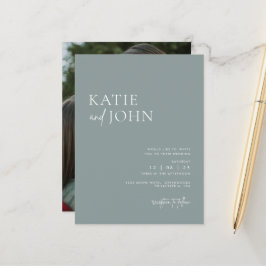 Modernes Minimalistisches Dusty Blue Wedding Foto Ankündigungspostkarte