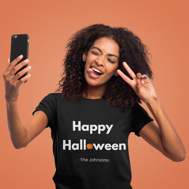 Modernes Minimalistisches Halloween - Personalisie T-Shirt (Von Creator hochgeladen)