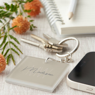 Modernes minimalistisches Monogramm Beige Schrift Schlüsselanhänger