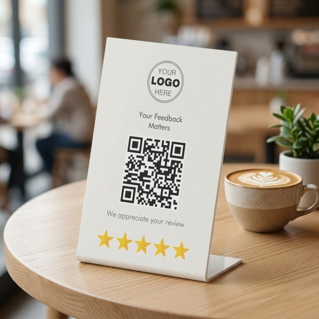 Modernes minimalistisches QR-Code-Kundenfeedback Sockelschild (Boost Business Reviews: Minimalist Neutral QR Code Pedestal Sign)