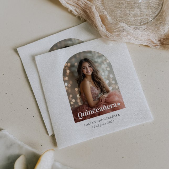 Modernes Minimalistisches Quinceañera Artes Foto Serviette (Zazzle Modern Minimalist Quinceañera Arched Photo  Napkins)