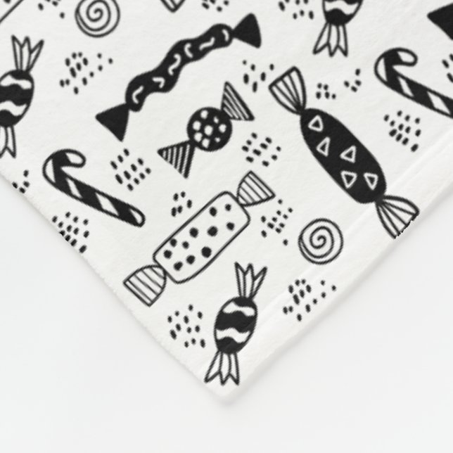 Modernes Minimalistisches skandinavisches Bonbon Fleecedecke (Ecke)