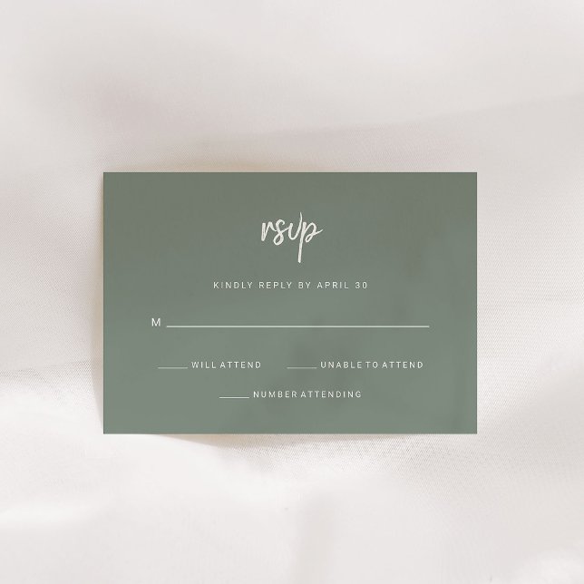 Modernes Minimalistisches Skript | Sage Green Wedd RSVP Karte (An elegant sage green wedding rsvp card that coordinates perfectly with the rest of our collection)