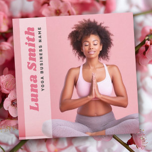Modernes, modernes Yogalehrer-pink-Foto Quadratische Visitenkarte