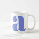 Modernes Monogramm-Anfangsschreiben in Periwinkle Kaffeetasse<br><div class="desc">Niedliches modernes Monogramm mit dem ersten Buchstaben Ihrer Wahl,  in periwinkle lila.</div>