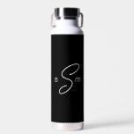 Modernes Monogramm B/W einfach Trinkflasche<br><div class="desc">Combo Schriftart Wasser Flasche in Schwarz und Weiß.</div>