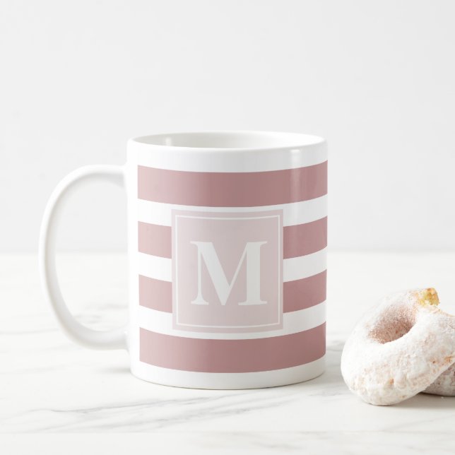 Modernes Monogramm in Rosa und Weiß Kaffeetasse (Mit Donut)