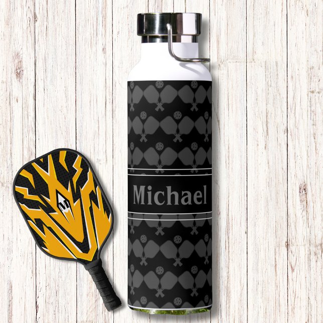 Modernes Monogramm Schwarzes Pickleball-Muster Trinkflasche (Von Creator hochgeladen)