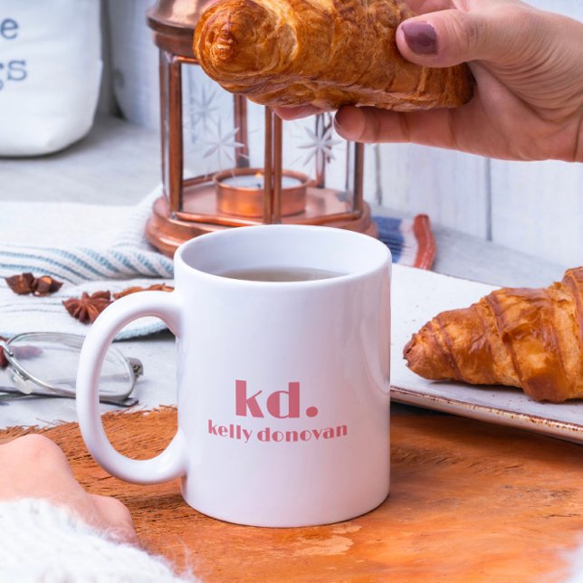 Modernes Monogramm und Name Minimalistisches Desig Kaffeetasse (Von Creator hochgeladen)