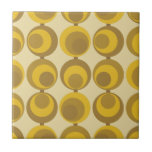 Modernes Mustard Gold Retro Geo Muster aus dem Mit Fliese<br><div class="desc">Modernes, inspiriertes Design aus der Mitte des Jahrhunderts mit einem nahtlosen Muster von Retro-goldenen Senfkreisen auf gelbem Hintergrund. Einfaches, sauberes modernes Design. Erstellen Sie Ihr eigenes benutzerdefiniertes Muster, indem Sie ein neues Bild hochladen, oder wenden Sie sich mit der Schaltfläche "Nachricht" an den Designer, um Hilfe zu erhalten. So erstellen...</div>
