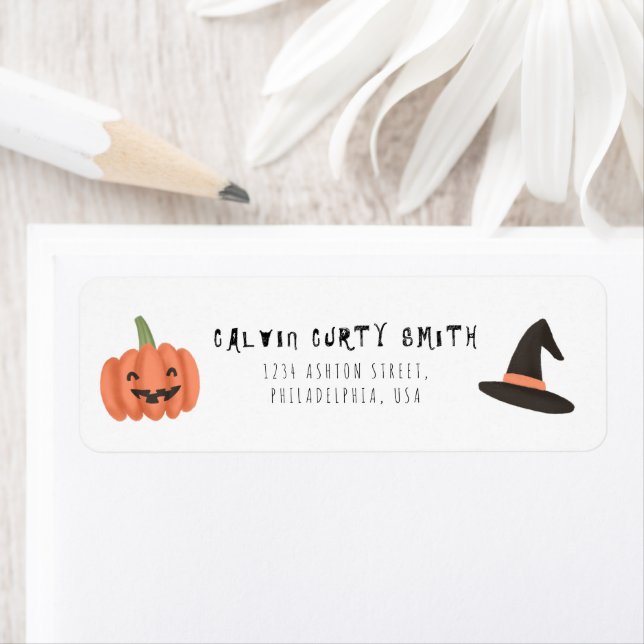 Modernes Niedliches Halloween-Hut und Kürbiskürbis (Insitu)