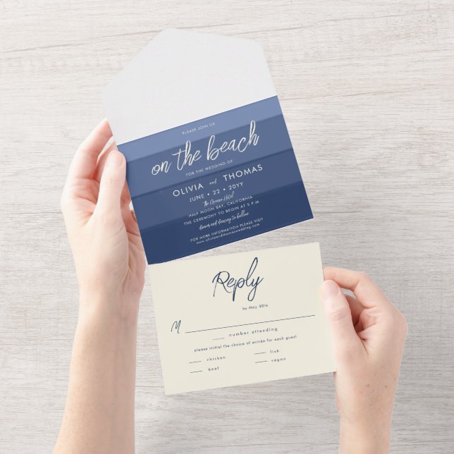 Modernes Ocean Blue Wave Stripes Beach Hochzeitsse All In One Einladung (Abreißen)