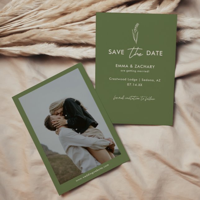 Modernes Olive Green Wedding Foto Save The Date (Von Creator hochgeladen)