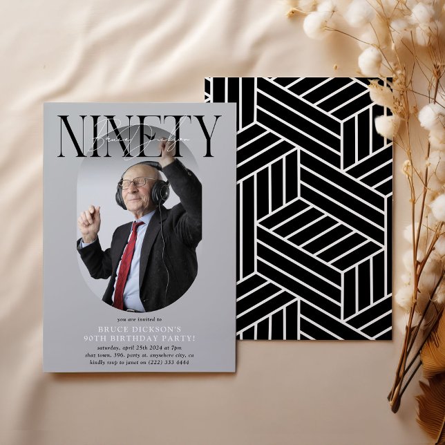 Modernes Oval Foto & Unterschrift 90. Geburtstag Einladung (Von Creator hochgeladen)