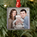 Modernes Overlay Personalisiertes Foto Ornament<br><div class="desc">Behalt deine Schlüssel sicher und spektakulär mit einem personalisierten Schlüsselanhänger. Entworfen von Berry Berry Sweet,  Moderne Stationery und Personalisierte Geschenke. Besuchen Sie unsere Website unter www.berryberrysweet.com ,  um unsere vollständigen Produktlinien zu sehen.</div>