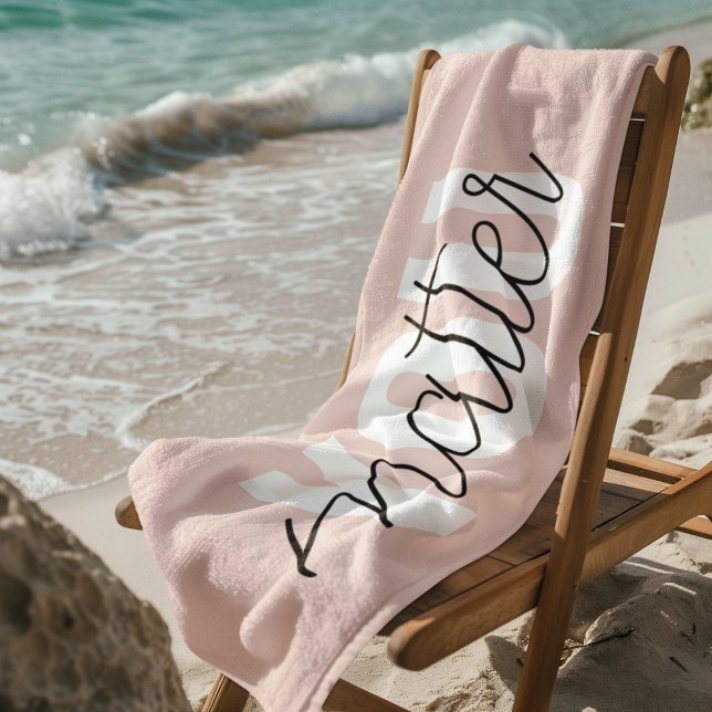 Modernes, pastellrosa Pink zählt zu den Inspiratio Strandtuch (Von Creator hochgeladen)