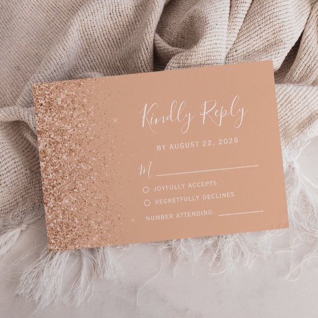 Modernes Peach Imitats Glitzer Edge Wedding RSVP Karte (Von Creator hochgeladen)