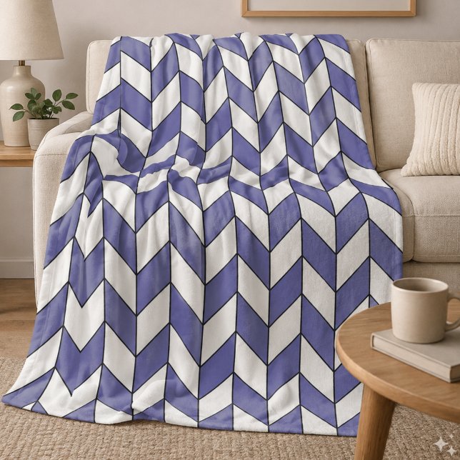 Modernes Periwinkle Herringbone Zickzack Muster Fleecedecke (Von Creator hochgeladen)