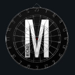 Modernes Personalisiertes Fettgewebe, Monogramm un Dartscheibe<br><div class="desc">Modernes Monogramm Design mit personalisiertem Monogramm-Buchstaben "M" und dem Namen im modernen fett-serf-Schriftart-Stil.
Perfektes Geschenk für ihn,  Vatertag Geschenk und vieles mehr.</div>