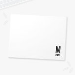 Modernes Personalisiertes Fettmonogramm und Name Notizblock<br><div class="desc">Modernes Schwarz-Weiß-Monogramm-Design mit personalisiertem Monogramm und Namen im modernen fett formatierten Sans Serif Schriftart Stil.</div>