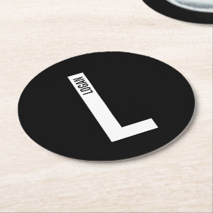 Modernes Personalisiertes Fettmonogramm und Name Runder Pappuntersetzer