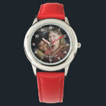 Modernes Personalisiertes Foto und maßgeschneidert Armbanduhr<br><div class="desc">Die Armbanduhr dieses Hauses ist ein herzliches und personalisiertes Foto-Design, das perfekt zum Feiern von Erinnerungen ist. Das Uhrengesicht zeigt das von einer klassischen numerischen Anordnung umgebene Bild und macht es den Kindern leicht, die Zeit zu lesen, während sie einen geliebten Augenblick nah behalte. Fügen Sie Ihren eigenen Text über...</div>