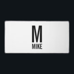 Modernes Personalisiertes Monogramm und Name Schreibtischunterlage<br><div class="desc">Modernes Schwarz-Weiß-Monogramm-Design mit personalisiertem Monogramm und Namen in schwarz, modern fett und serifenfarbig auf weißem Hintergrund.</div>