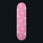 Modernes Pfirsich- und Pink-Preppy-Muster aus dem  Skateboard<br><div class="desc">Retro Mitte des Jahrhunderts moderne Muster - abstrakte geometrische Formen - minimalistische Muster in pfirsich / beige und pink.</div>