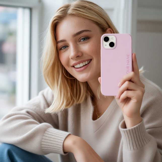 Modernes Pink Girly Initial Minimal Monogram Case (Von Creator hochgeladen)