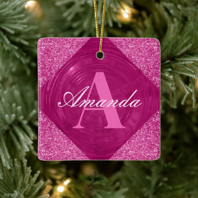 Modernes Pink-Glitzer Girly Monogram Keramikornament (Baum)
