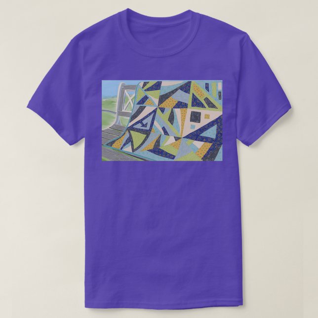 Modernes Quiltmuster auf Parkbank T-Shirt (Design vorne)