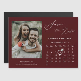 Modernes Red Elegant Script-Foto Save the Date Magneteinladung