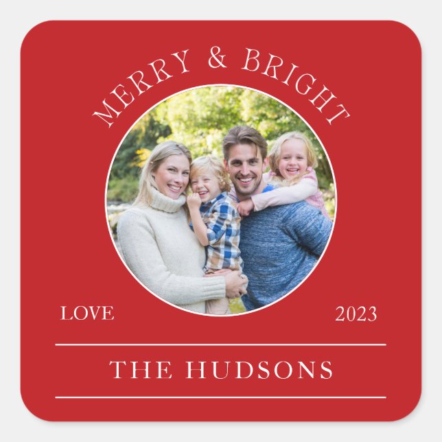 Modernes Red Merry & Bright Round Foto Quadratischer Aufkleber (Vorderseite)