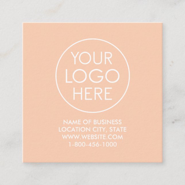 Modernes, rosa Apricot Logo und QR Code Quadratische Visitenkarte (Vorderseite)