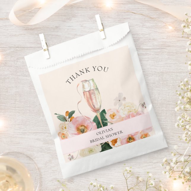 Modernes rosa Brautparty mit floralen Champagner Geschenktütchen (Ausgeschnitten)