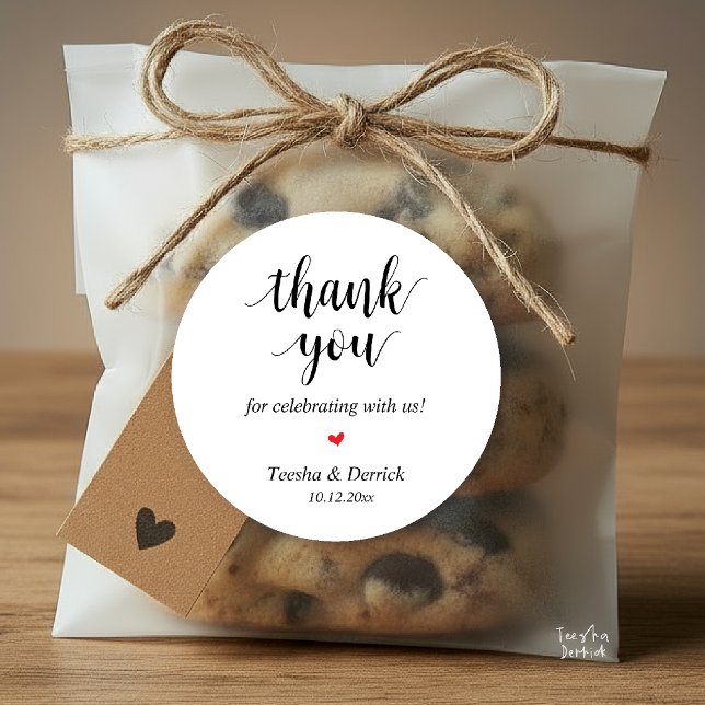 Modernes rustikales Hochzeitessen Danke für Ihre G Runder Aufkleber (Modern Rustic Wedding Dinner Thank You Gifts Classic Round Sticker cute red heart Black White)