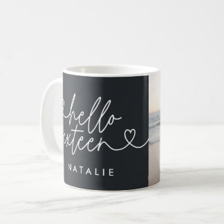 Modernes, schlichtes und elegantes Drehbuch zum 16 Kaffeetasse
