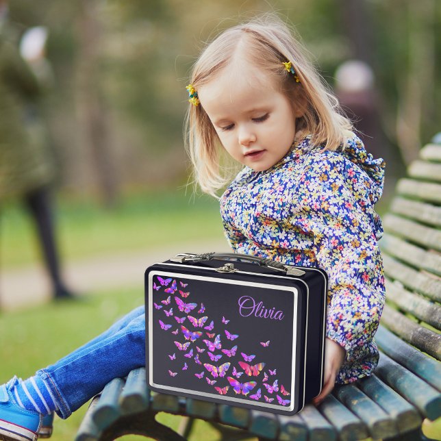Modernes Schmetterlingsmuster fügen Namen hinzu Metall Brotdose (Pretty butterfly pattern pink and black custom name lunchbox with modern typography script)