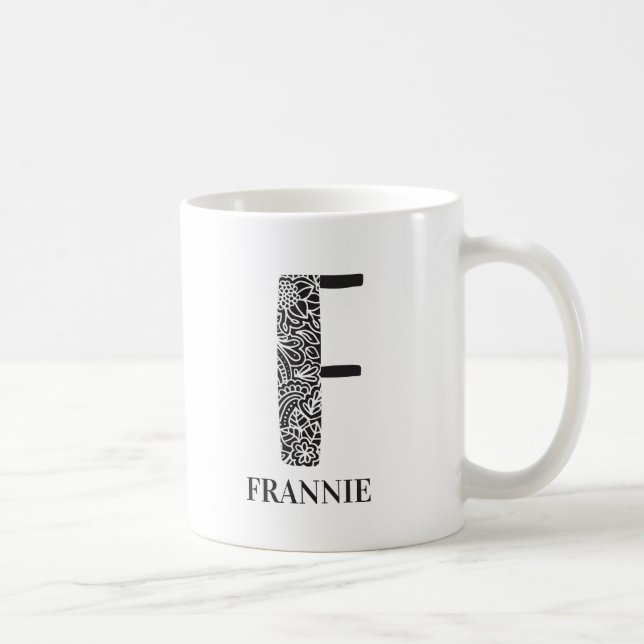 Modernes Schwarz und Weiß, Initial F und Name Kaffeetasse (Rechts)